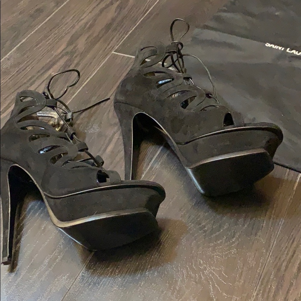 Yves Saint Laurent black lace platform heels - Picture 3 of 10